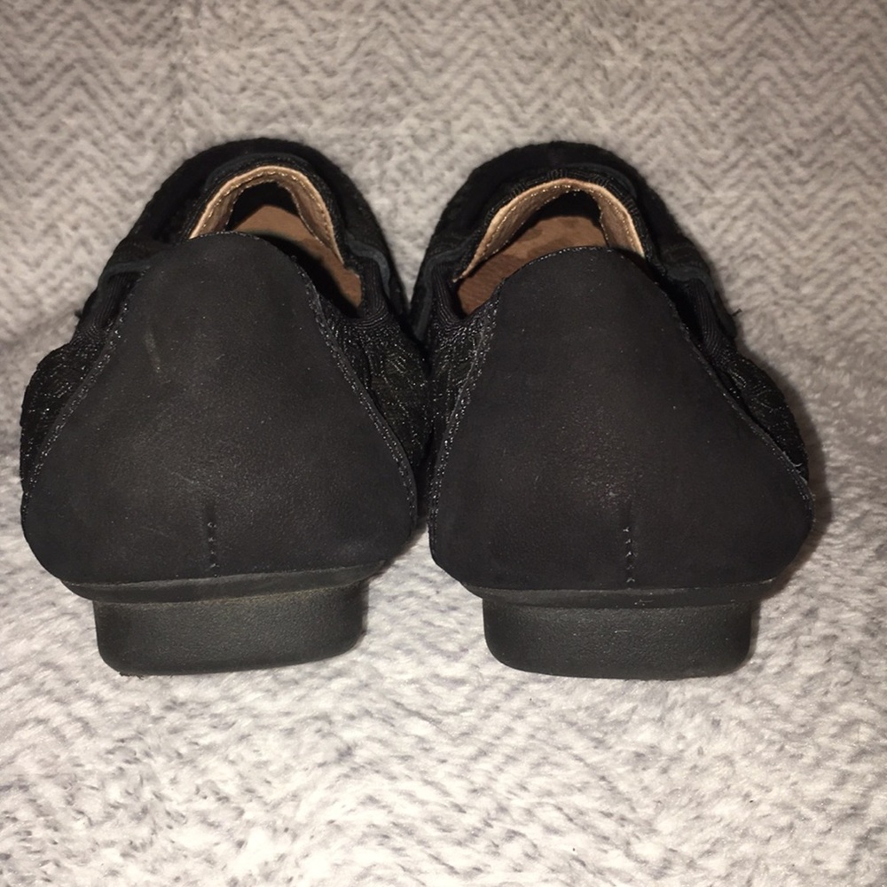 NURTURE Black w/Suede Accent Woven Maddox Shoes - Picture 4 of 6
